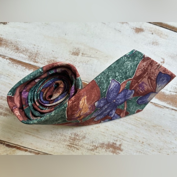 JORDACHE retro abstract artsy necktie 80s men’s tie EUC floral vintage formal - Picture 12 of 12